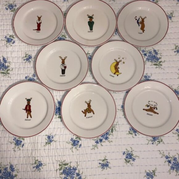 Christmas and Holiday Rainbow Mountain Set of Reindeer Plates Set of 8 - Picture 1 of 8